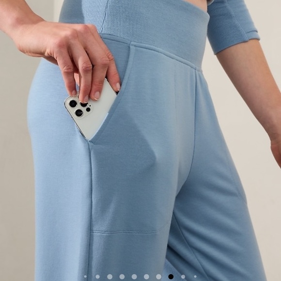 Athleta Salutation Jogger - Picture 3 of 8